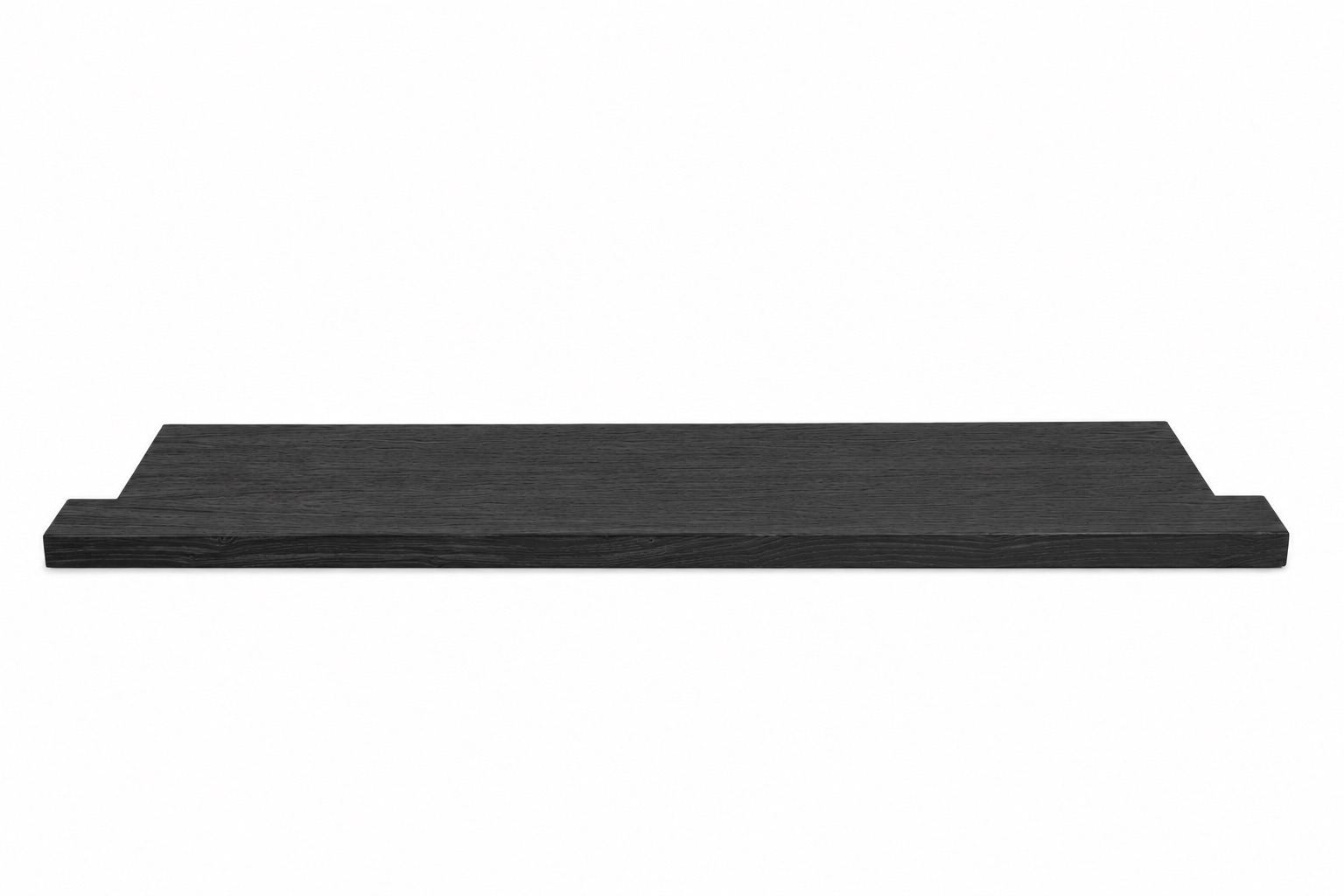 Davanzale per ristrutturazione in rovere tinto nero, legno massello venato, vista frontale con terminali laterali
