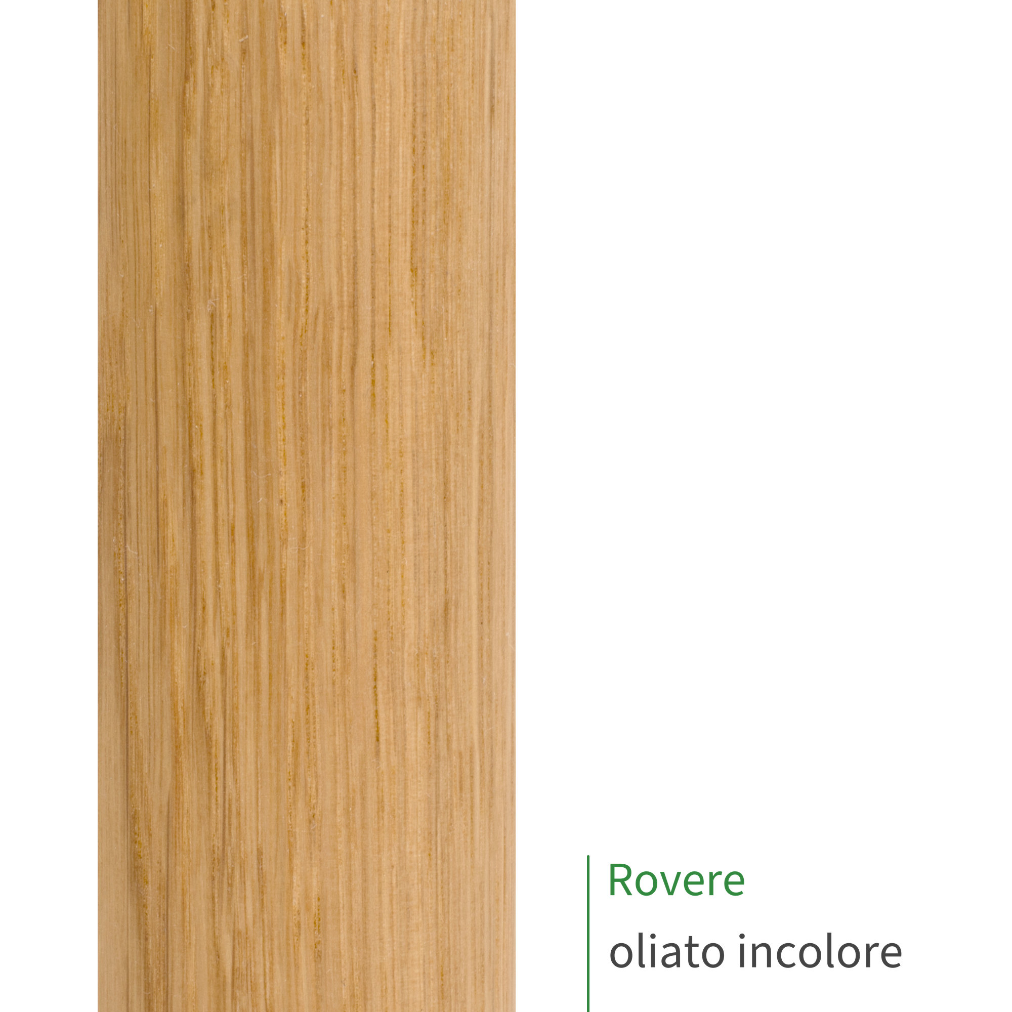 Corrimano in rovere oliato incolore, primo piano della superficie del legno con venatura dritta e tonalità miele