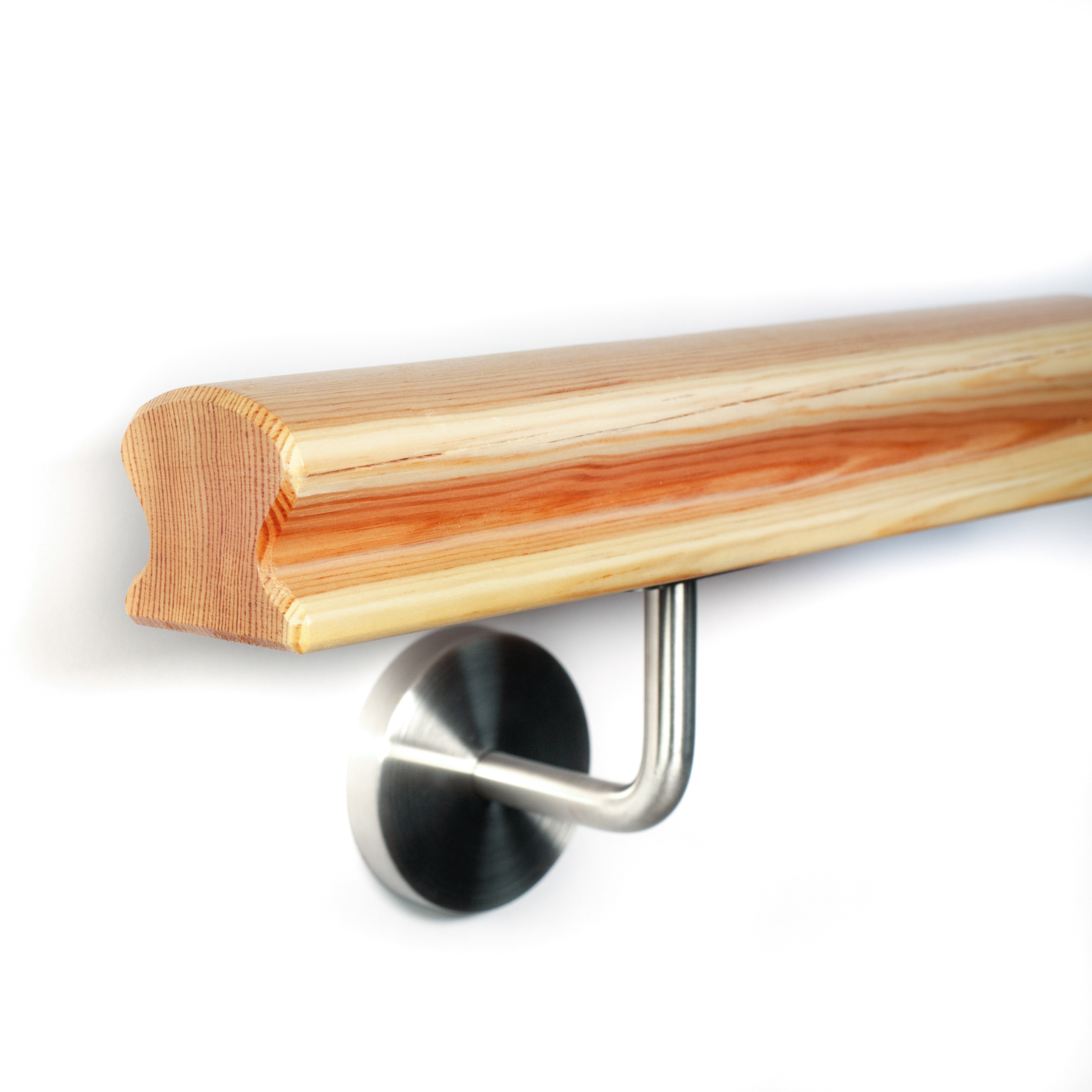 Corrimano Omega in pino con smusso all'estremità e supporto a parete in acciaio inox, profilo con scanalatura laterale
