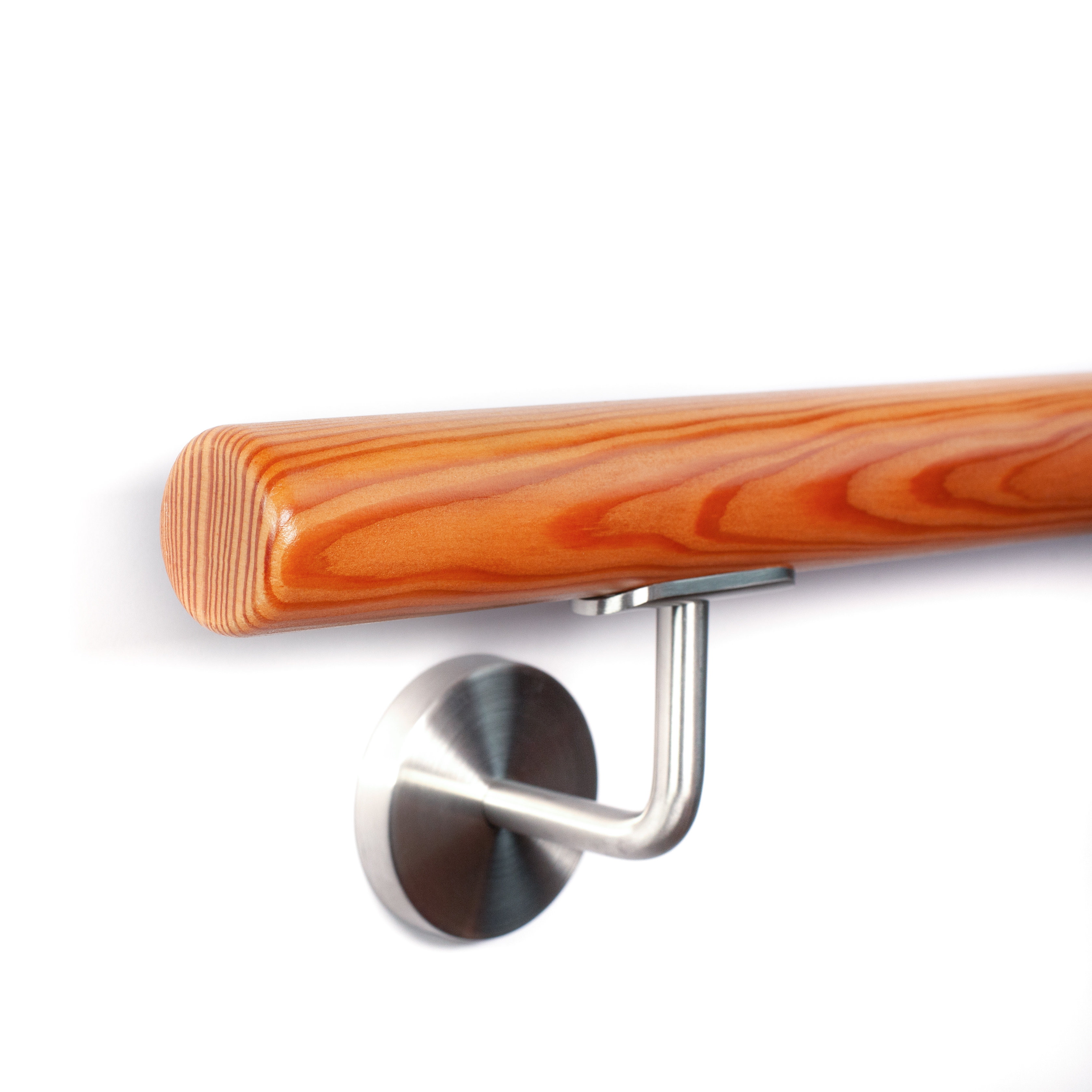 Corrimano rotondo in larice con estremità arrotondata e supporto a parete in acciaio inox, vivace venatura rosso-arancio